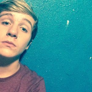 Meet your Posher, Ethan